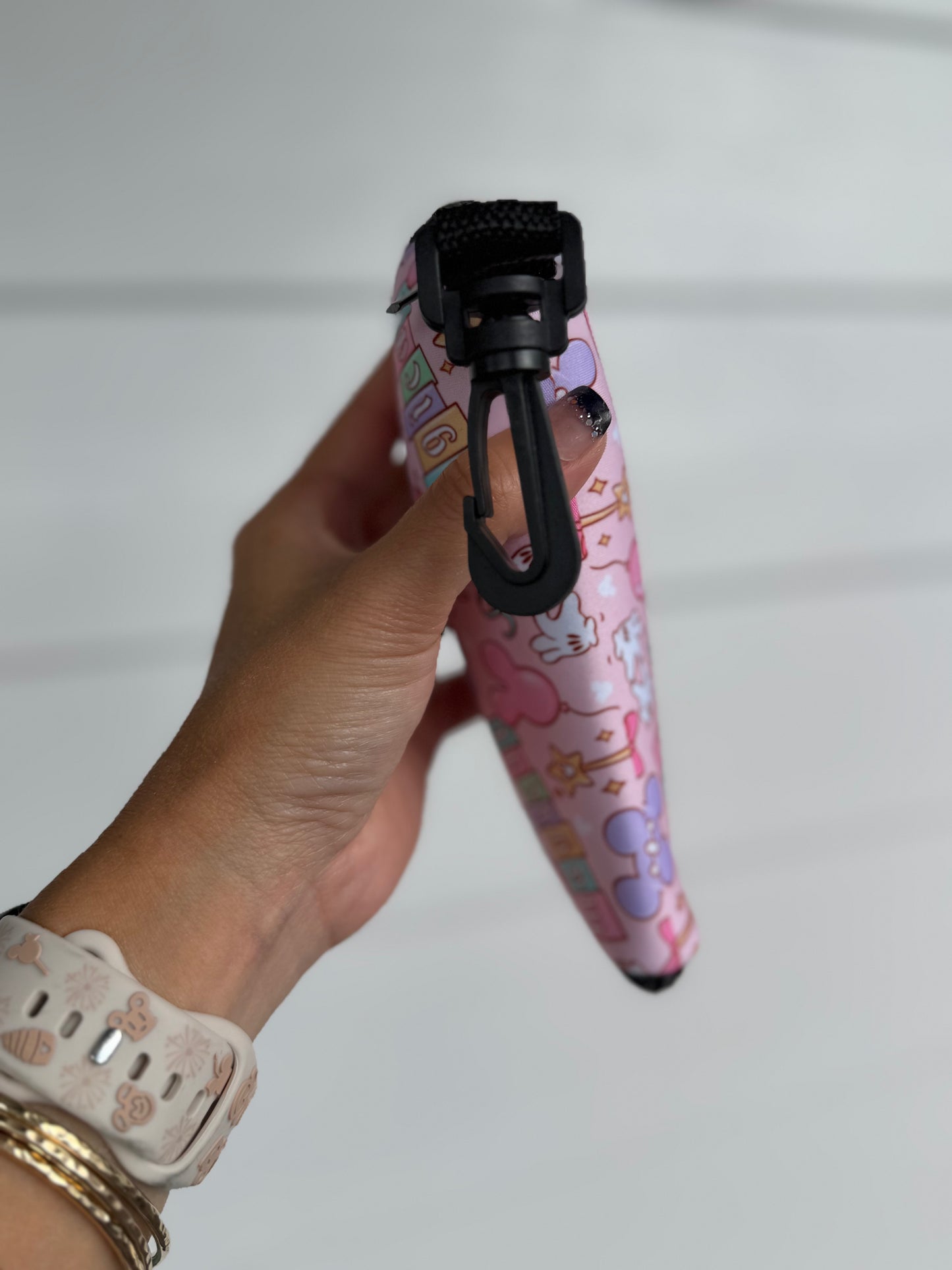 Neoprene Eyeglass Case w/Clip - Magical Pink