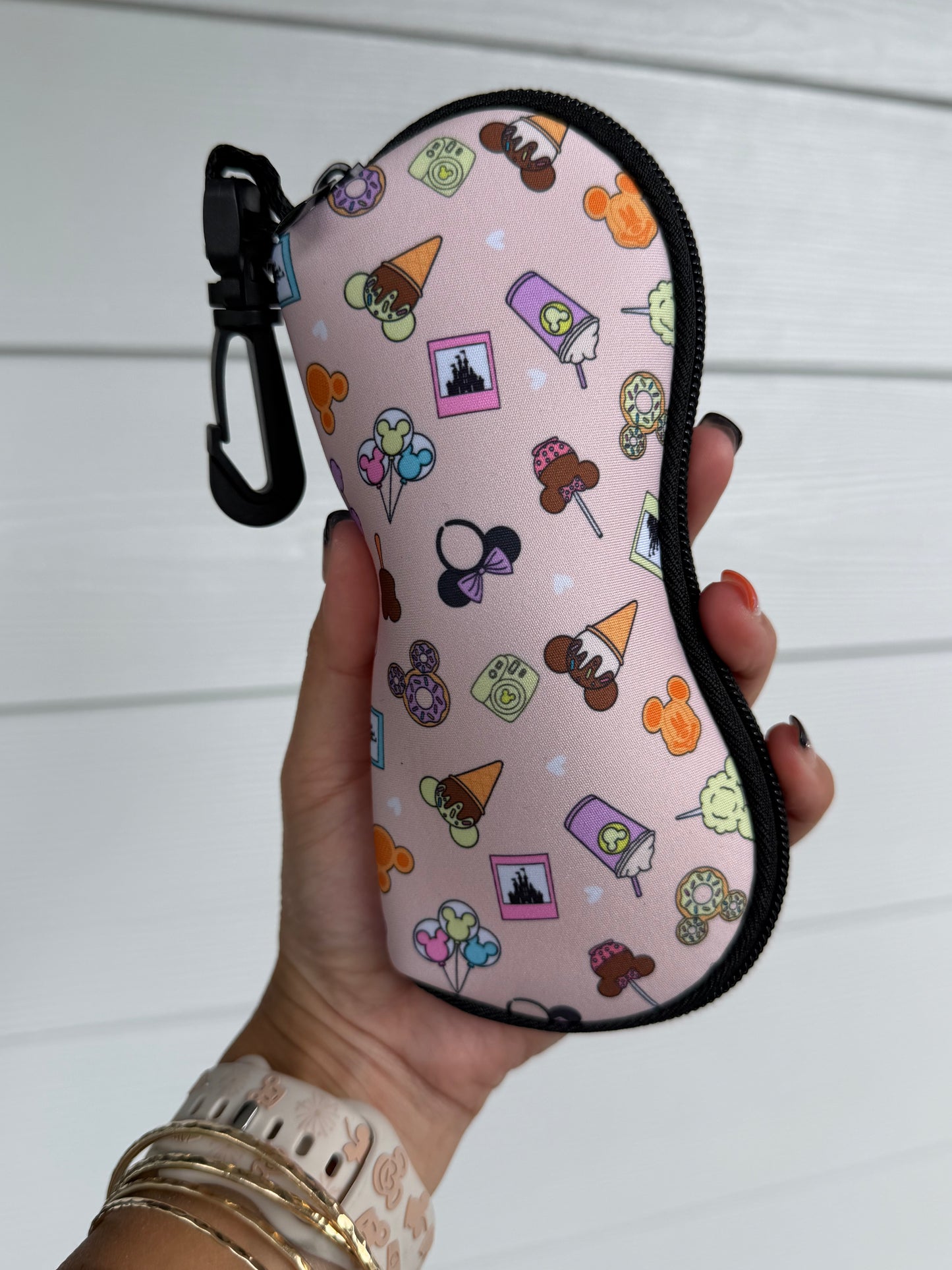 Neoprene Eyeglass Case w/Clip - Snacks Pink