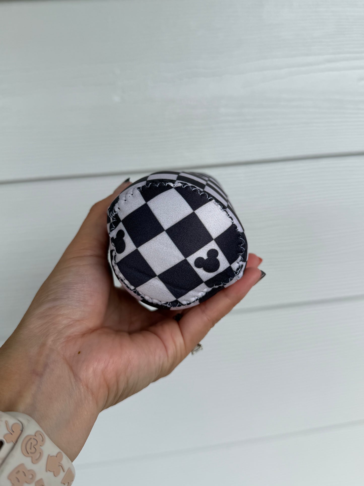 Koozie Sleeve - Black/White Mickey