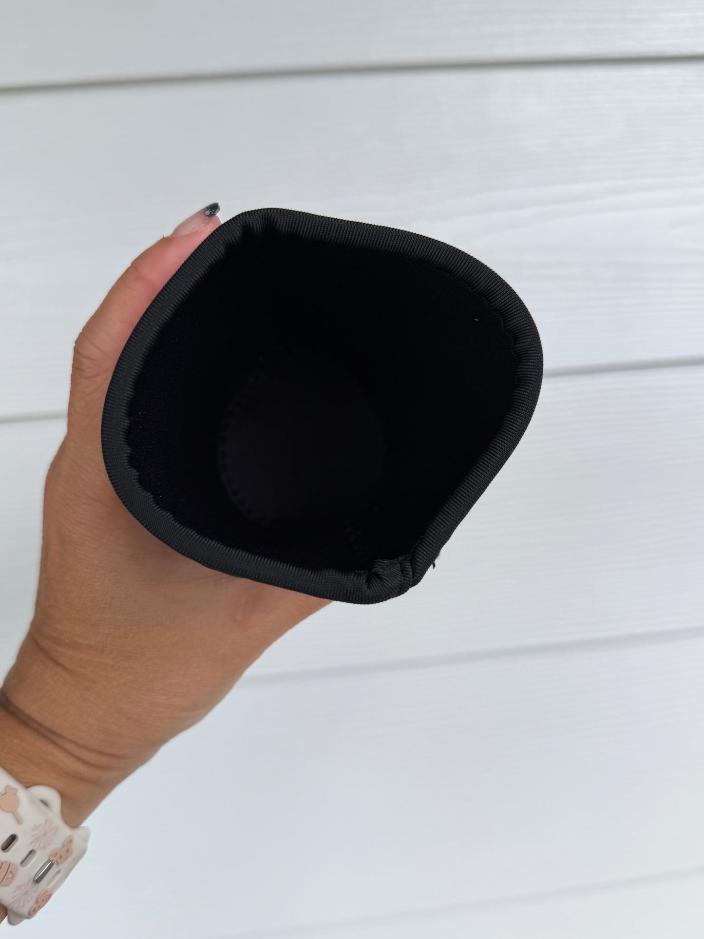 Koozie Sleeve - Black/White Mickey