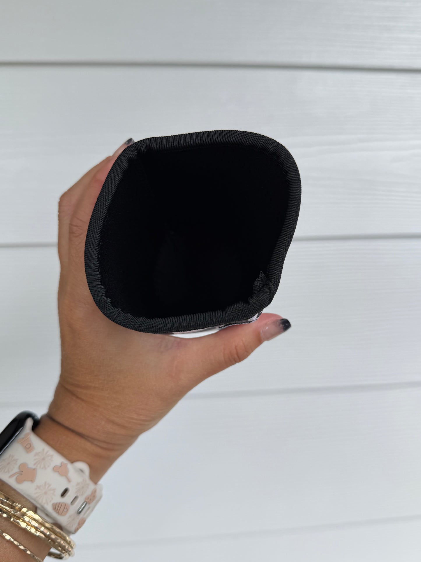 Koozie Sleeve - Black/White Mickey