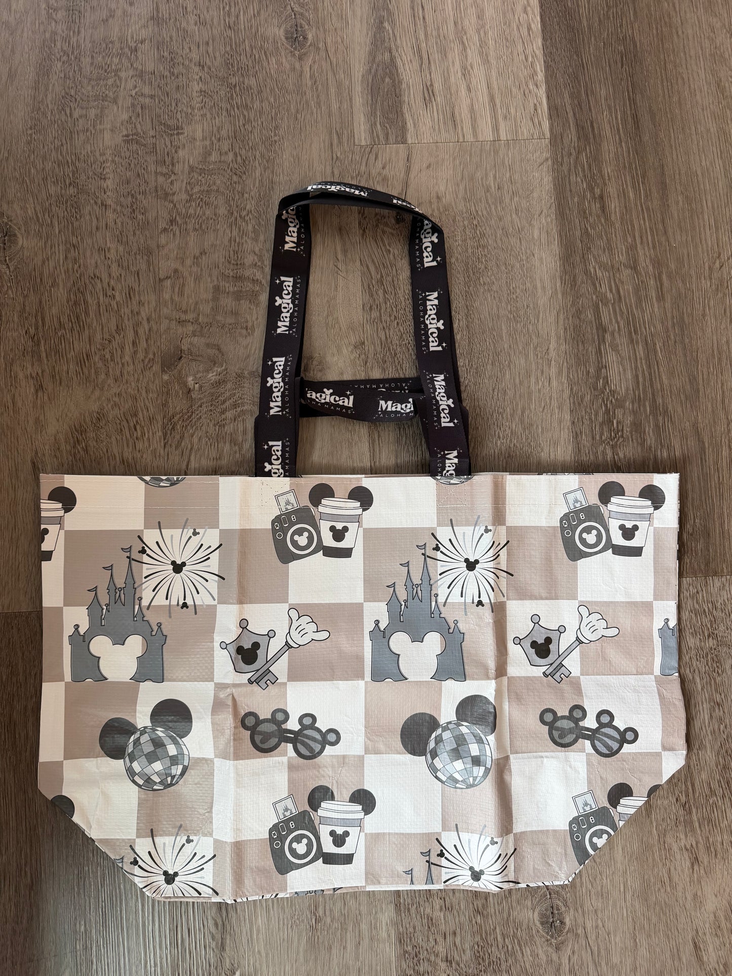 Mama Tote  - Main Street Magic Beige