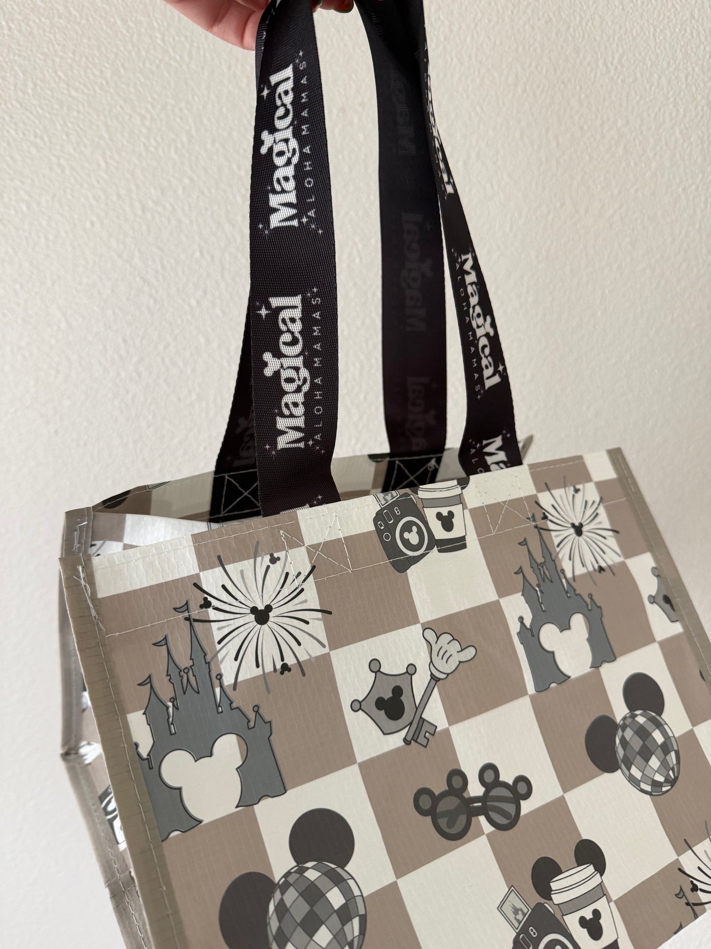 Grindz Tote - Main Street Magic Beige