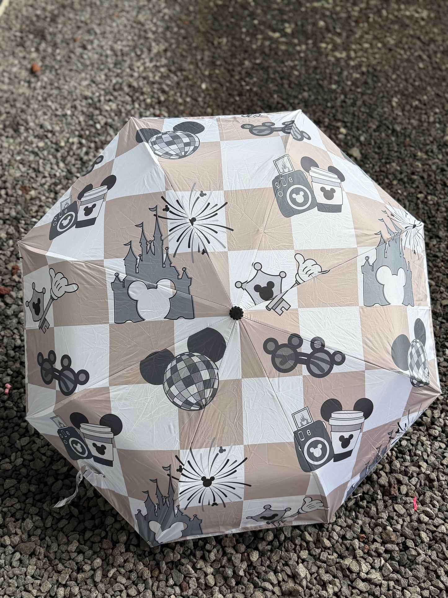 IMPERFECT Compact Umbrella - Main Street Magic Beige