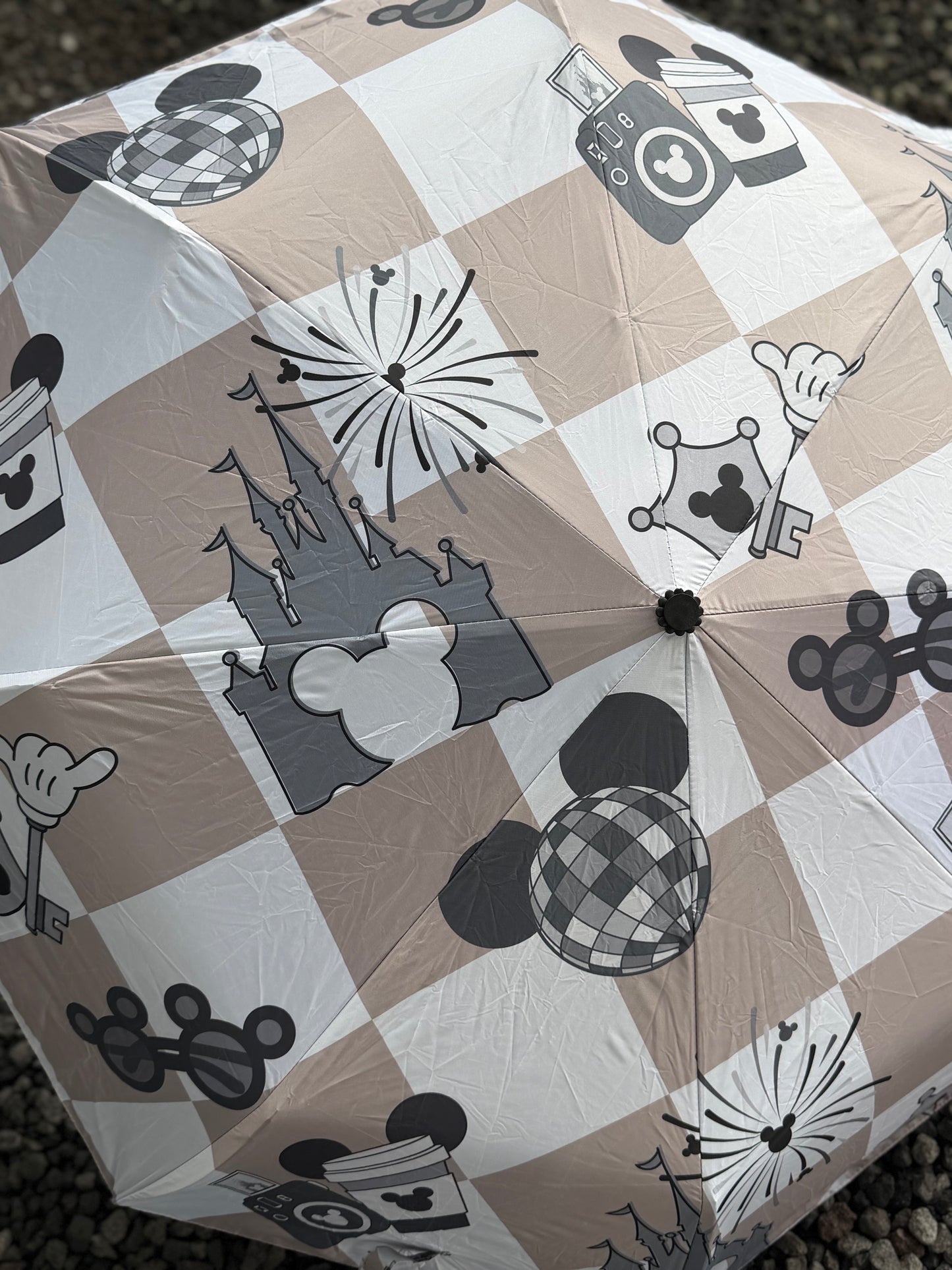 IMPERFECT Compact Umbrella - Main Street Magic Beige