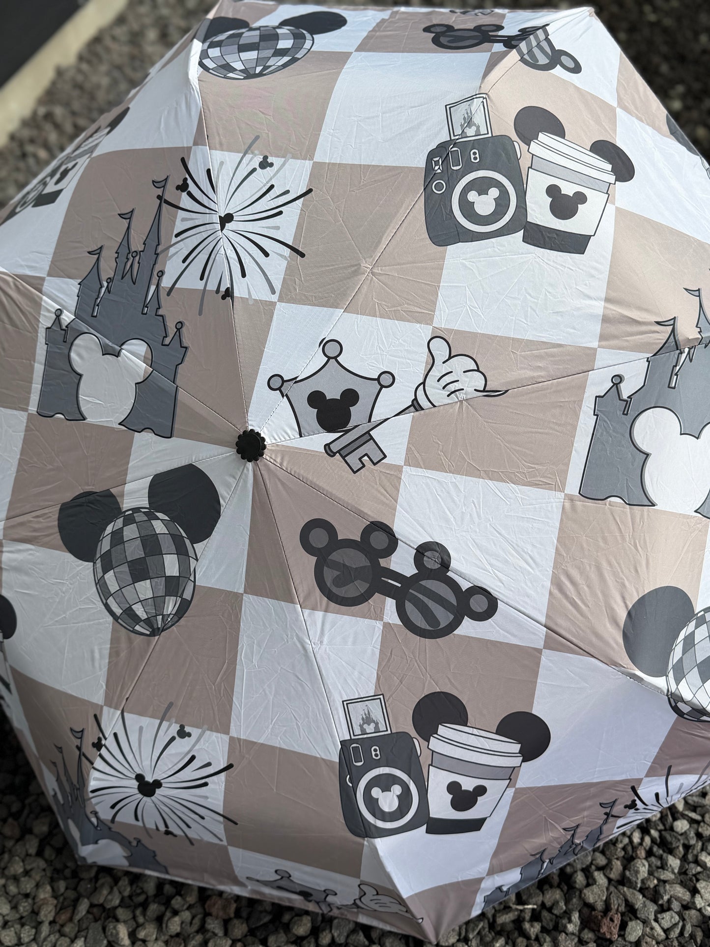 IMPERFECT Compact Umbrella - Main Street Magic Beige