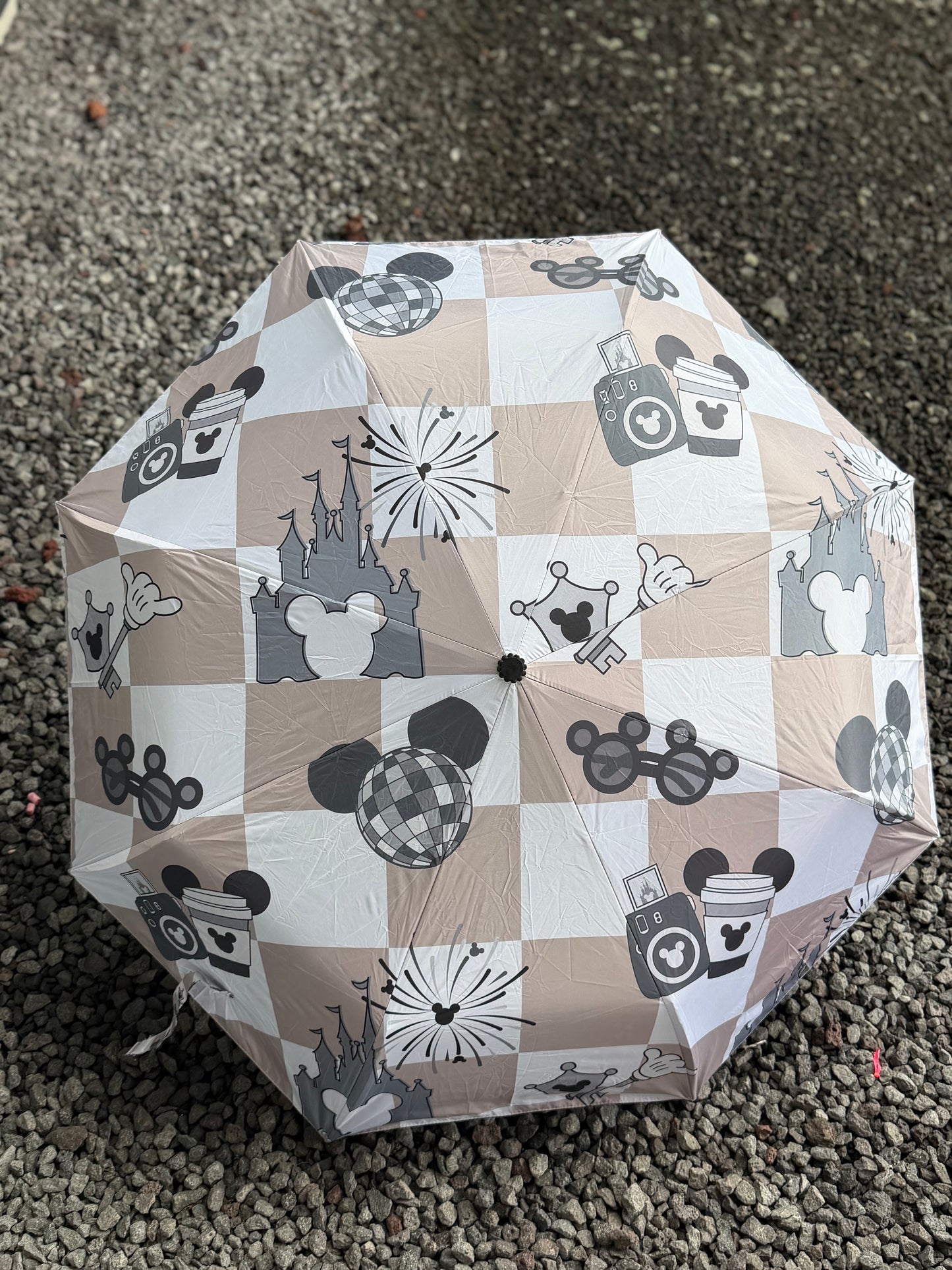 IMPERFECT Compact Umbrella - Main Street Magic Beige