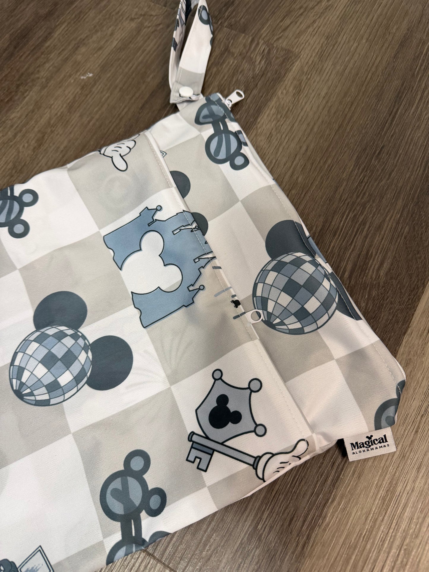 Wet Bags - Main Street Magic Beige